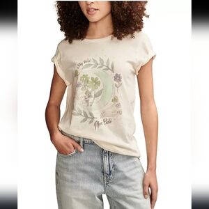 #47 Lucky Women's Cotton Stay Wild Moon Child Crewneck Tee